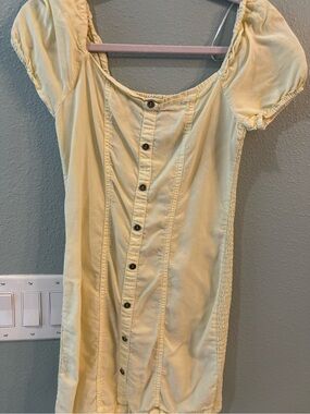 Yellow Button-Front Puff Sleeve Dress